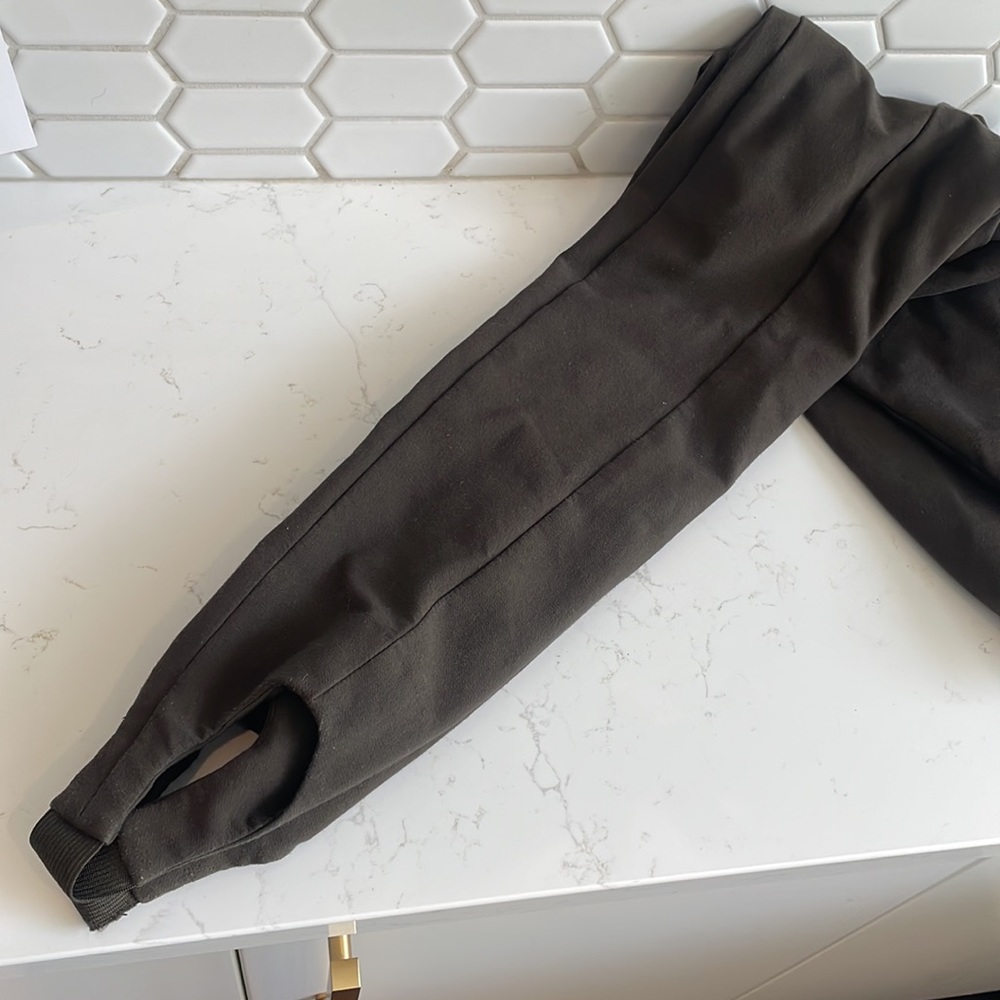 Vince | stirrup leggings, olive green